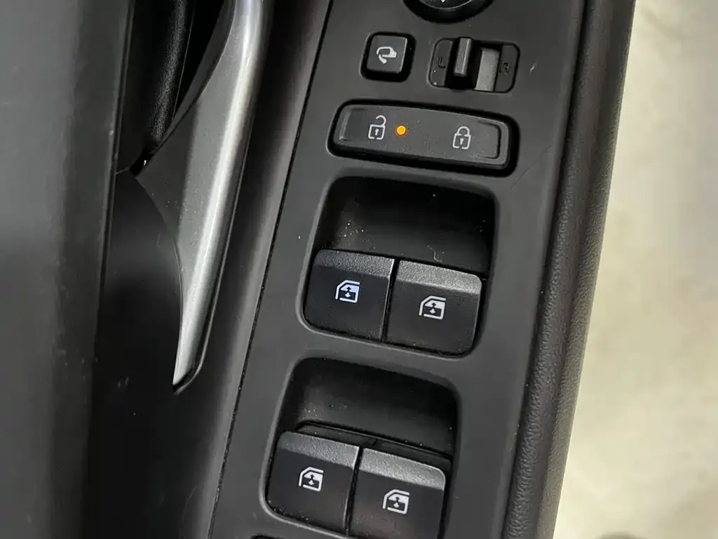 Hyundai Elantra 2023 из CN, фото 7