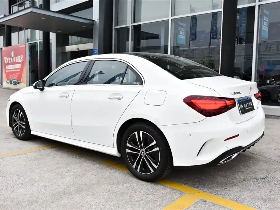 Mercedes-Benz A-Class 2024 из CN, фото 4