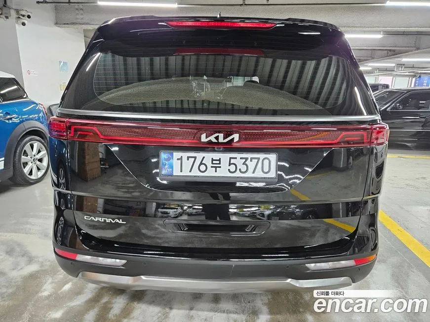 Kia Carnival 2023 из KR, фото 2