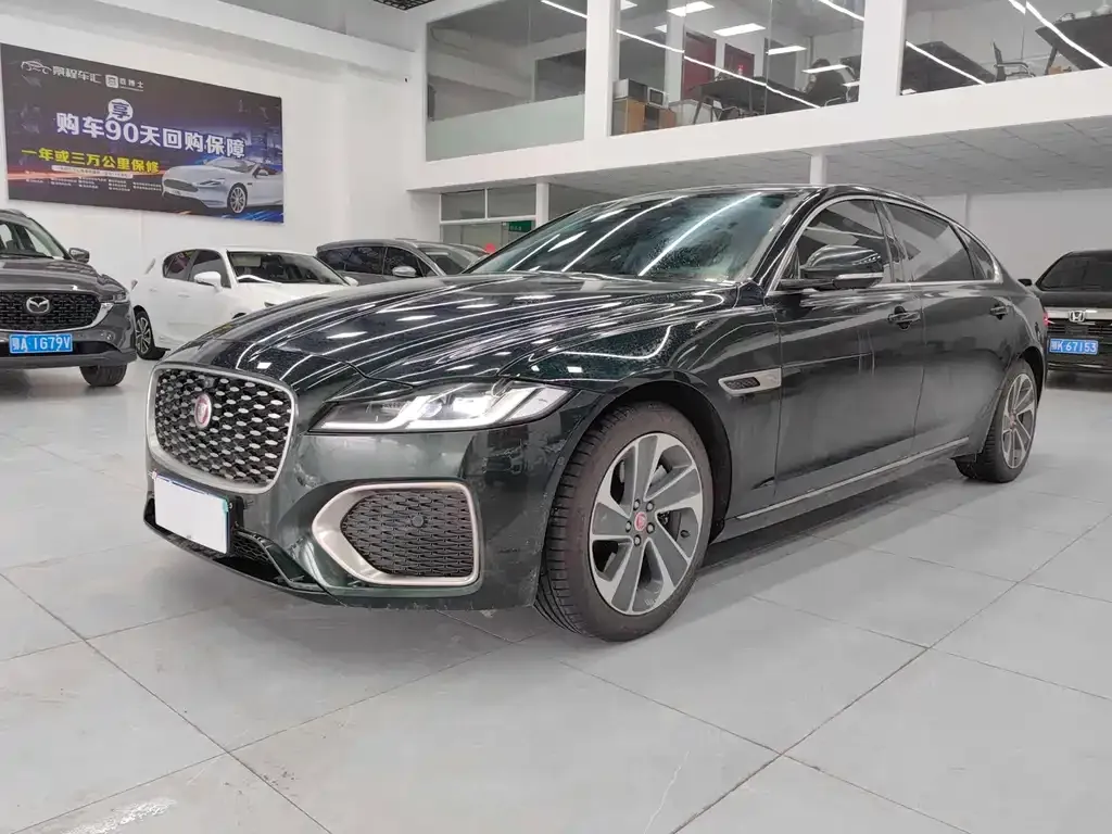 Jaguar XFL
