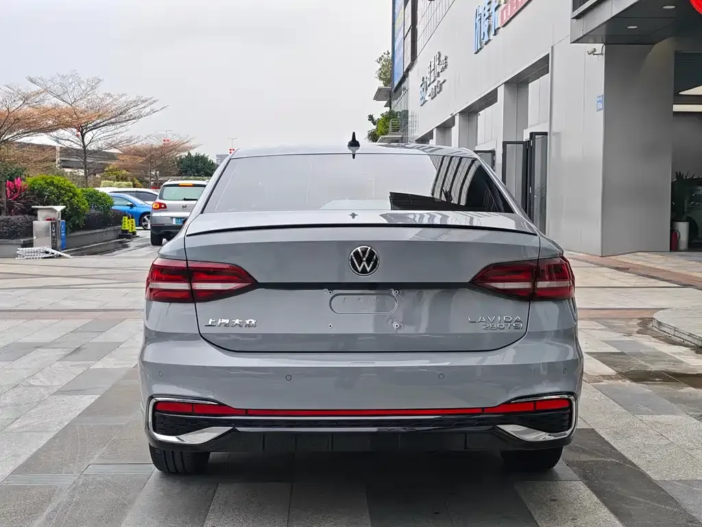 Volkswagen Lavida 2023 из CN, фото 10