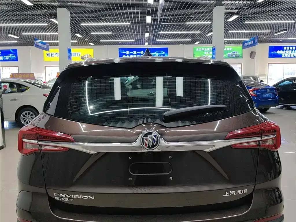 Buick Envision Plus — фото 3