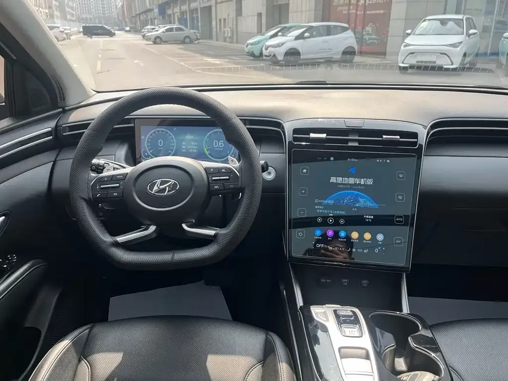 Hyundai Tucson — фото 6