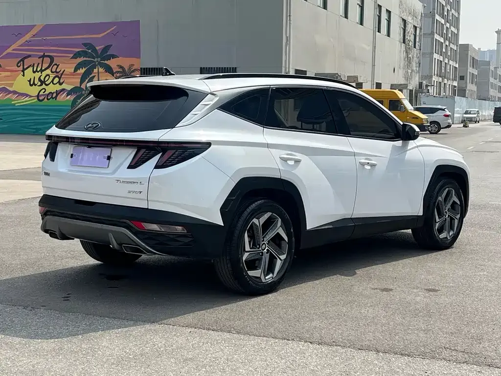 Hyundai Tucson — фото 7