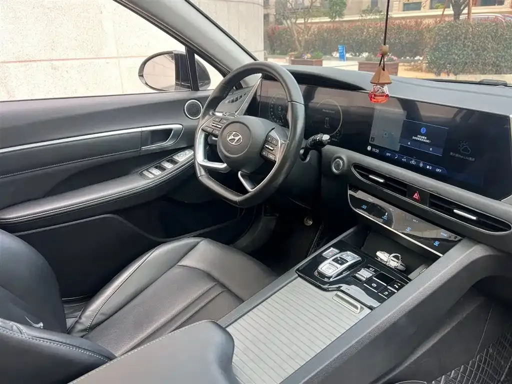 Hyundai Sonata 2021 из CN, фото 8