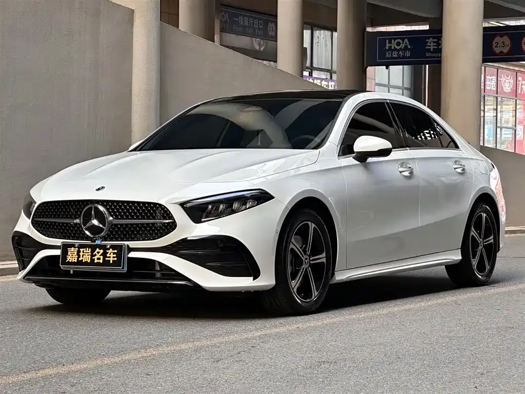 Mercedes-Benz A-Class — фото 1