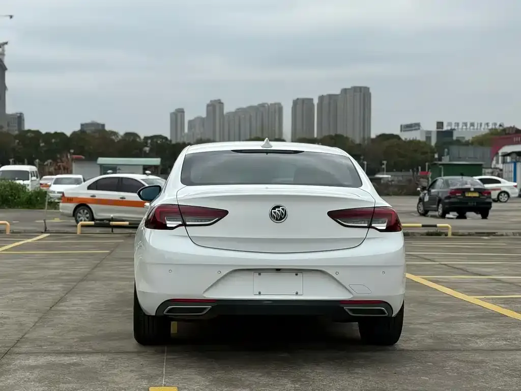 Buick Regal — фото 2