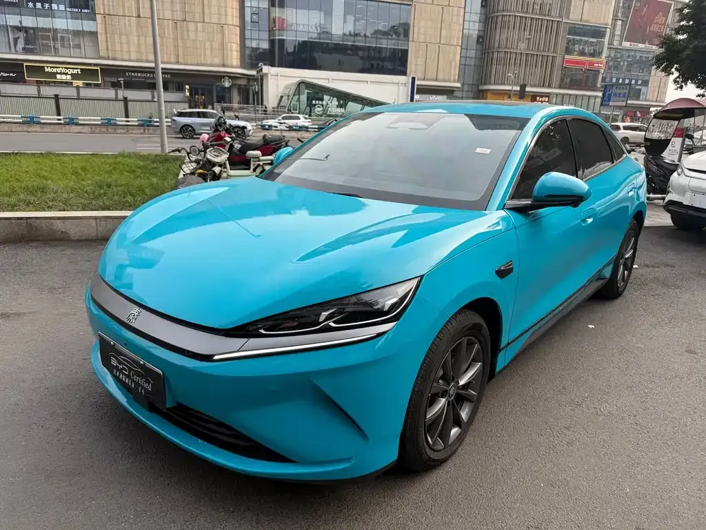 BYD Qin L — фото 1
