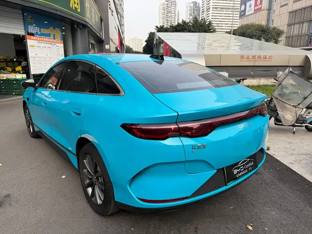 BYD Qin L — фото 9