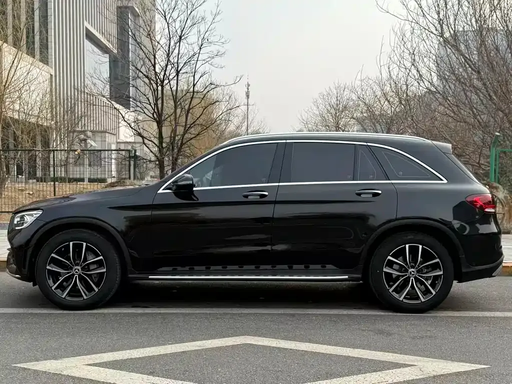 Mercedes-Benz GLC — фото 9