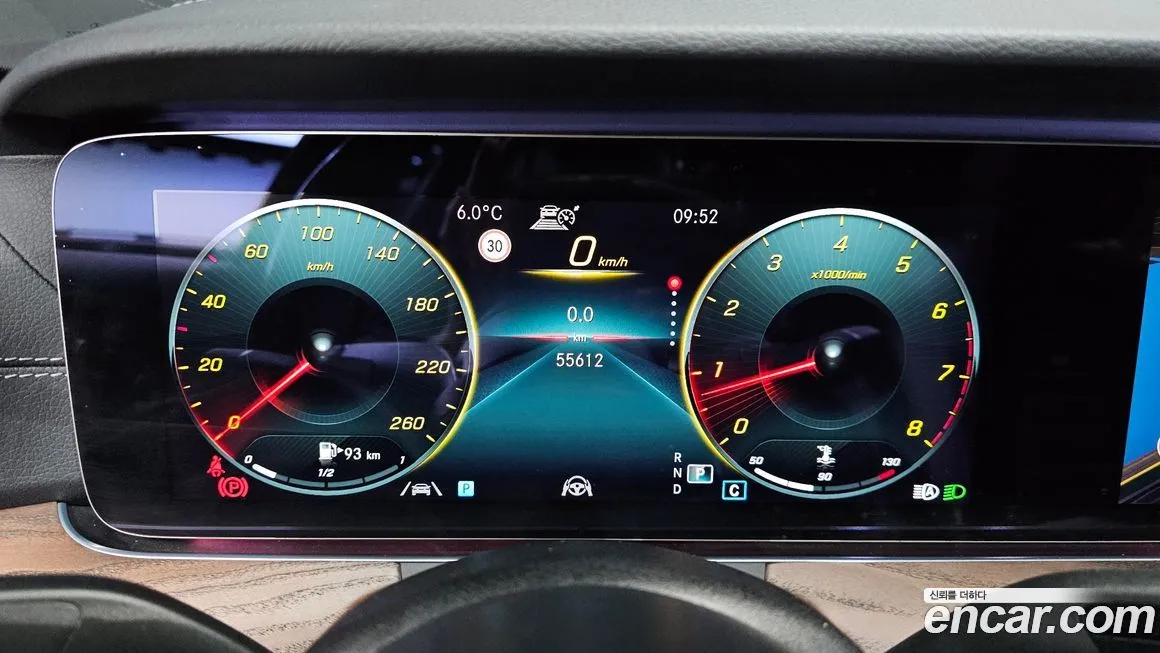 Mercedes-Benz E-Class 2021 из KR, фото 3