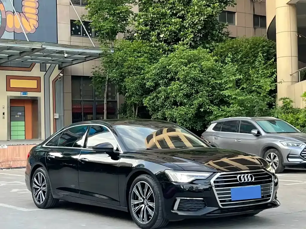 Audi A6L — фото 6