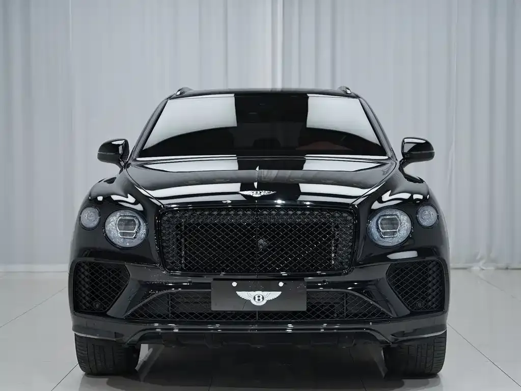 Bentley Bentayga 2022 из CN, фото 9