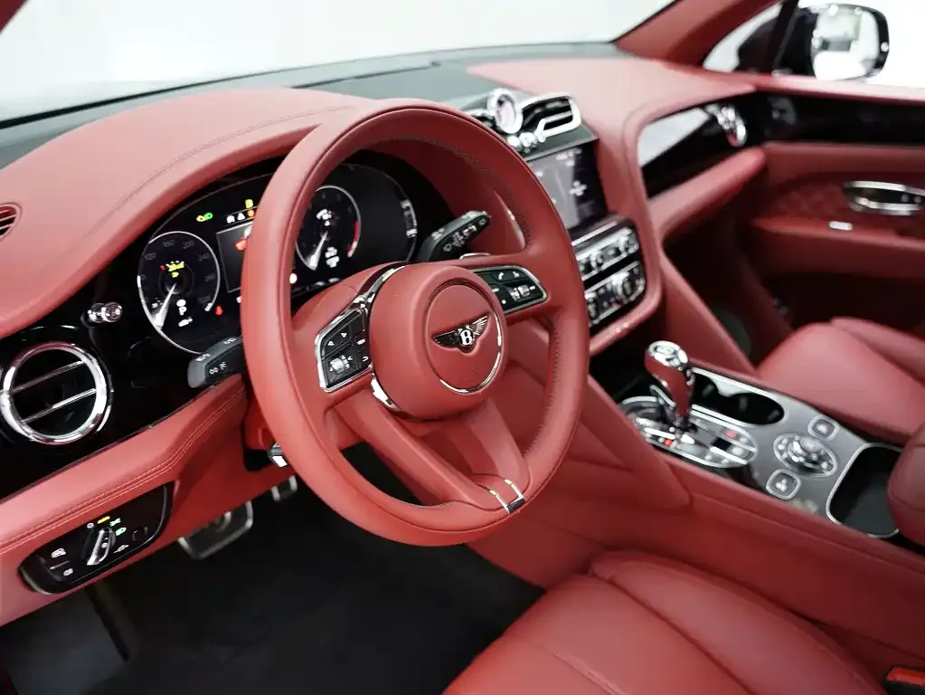 Bentley Bentayga 2022 из CN, фото 3