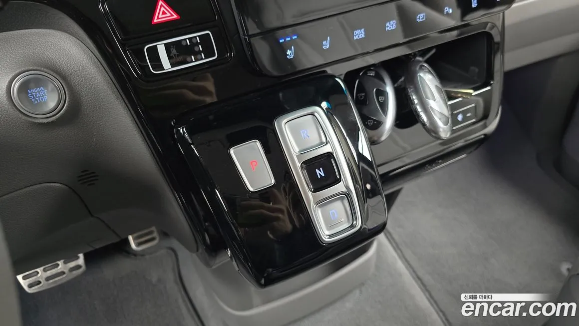 Hyundai Staria — фото 3