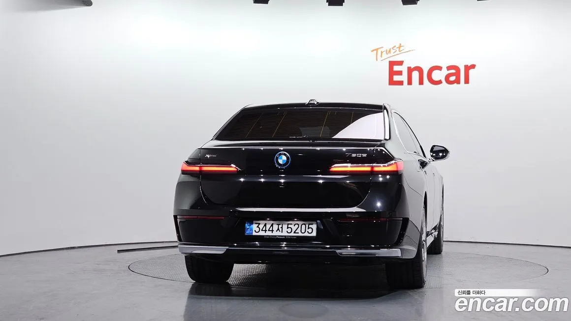 BMW 7-Series 2023 из KR, фото 5