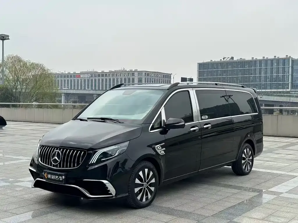 Mercedes-Benz Vito — фото 1