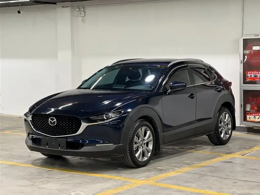Mazda CX-30 — фото 1