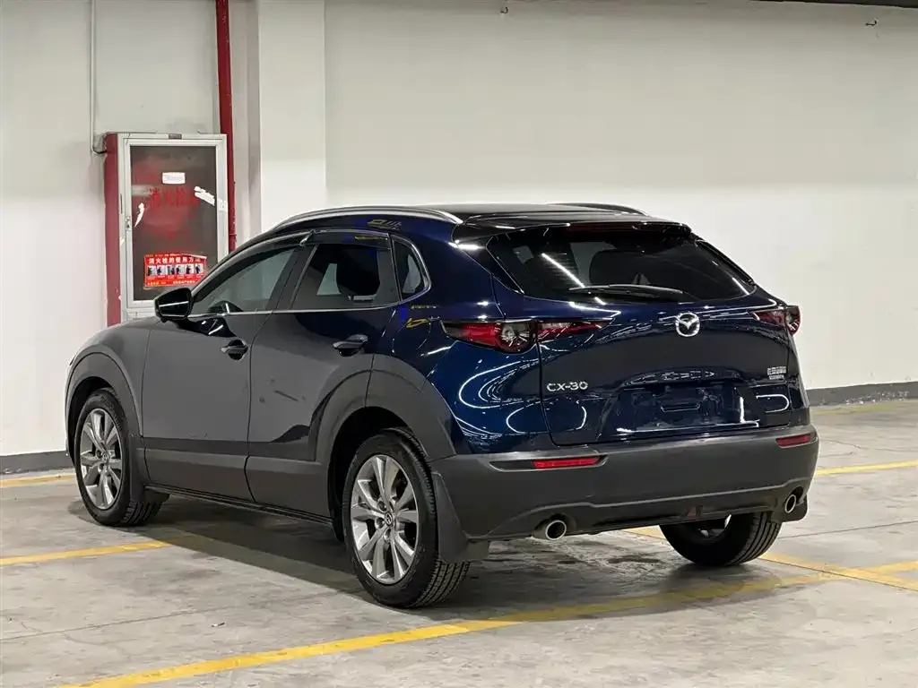Mazda CX-30 — фото 8