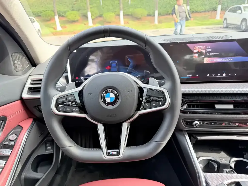 BMW 3 Series 2024 из CN, фото 7