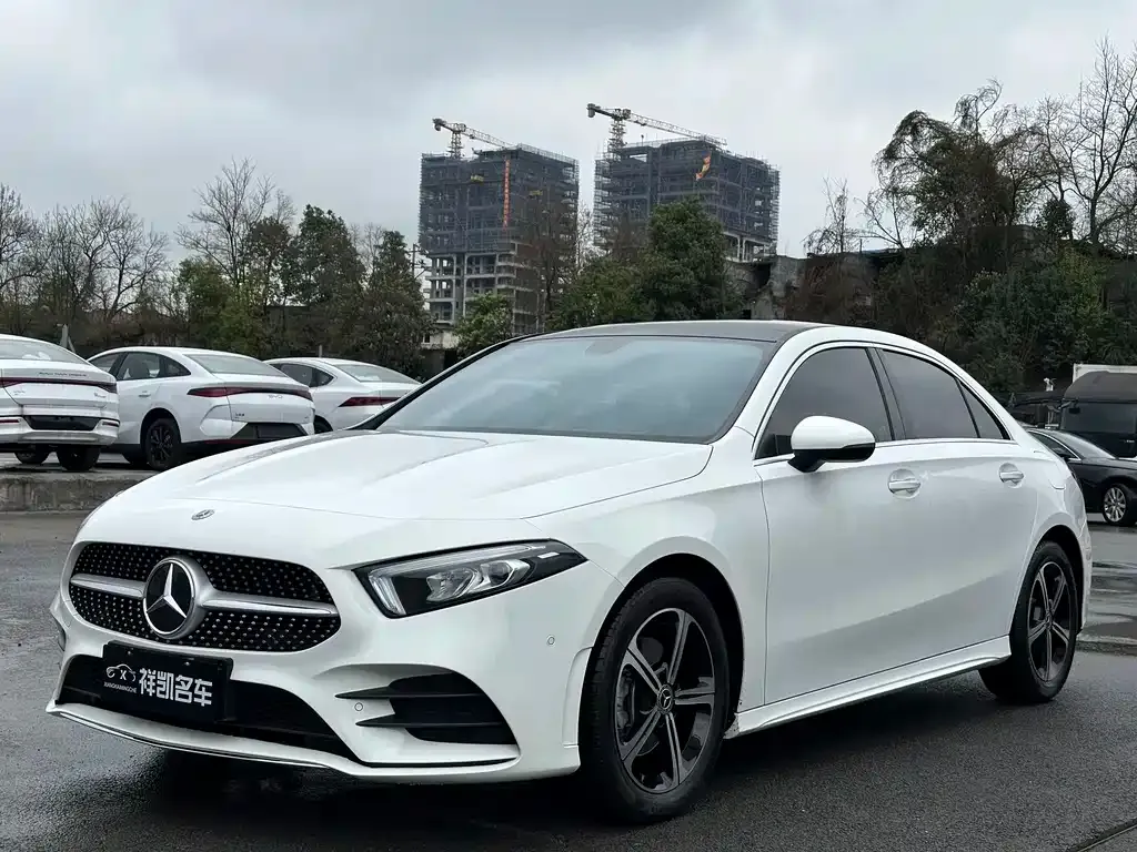 Mercedes-Benz A-Class — фото 1