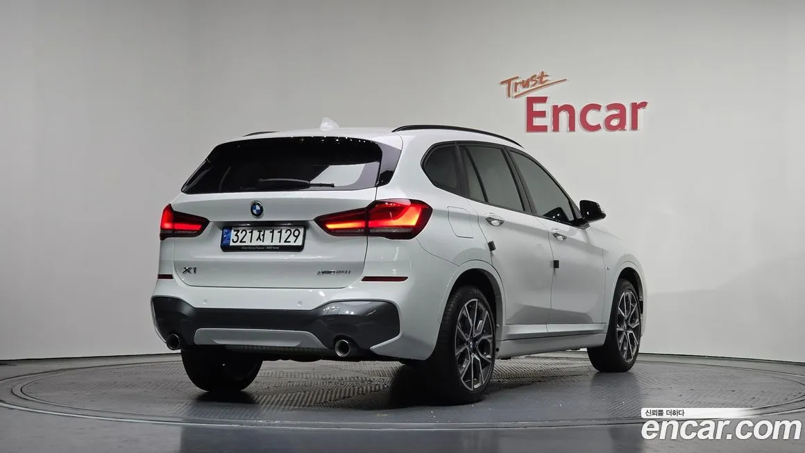 BMW X1 2022 из KR, фото 2