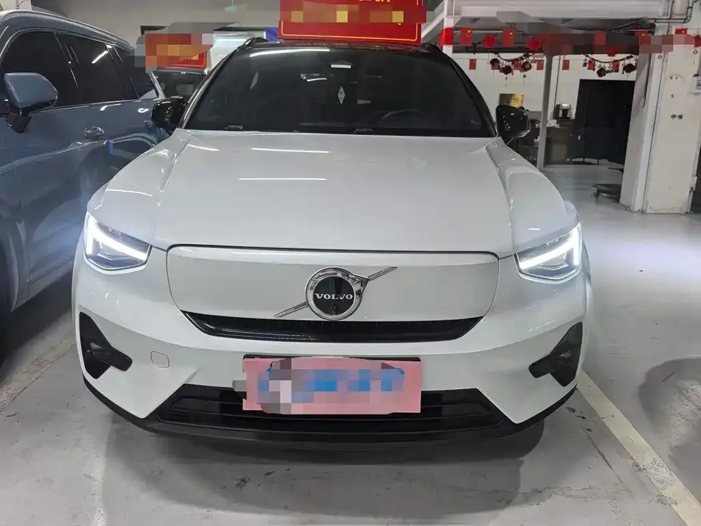 Volvo XC40 NEV 2023 из CN, фото 5