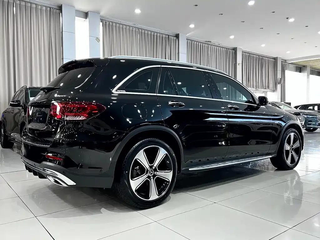 Mercedes-Benz GLC — фото 9