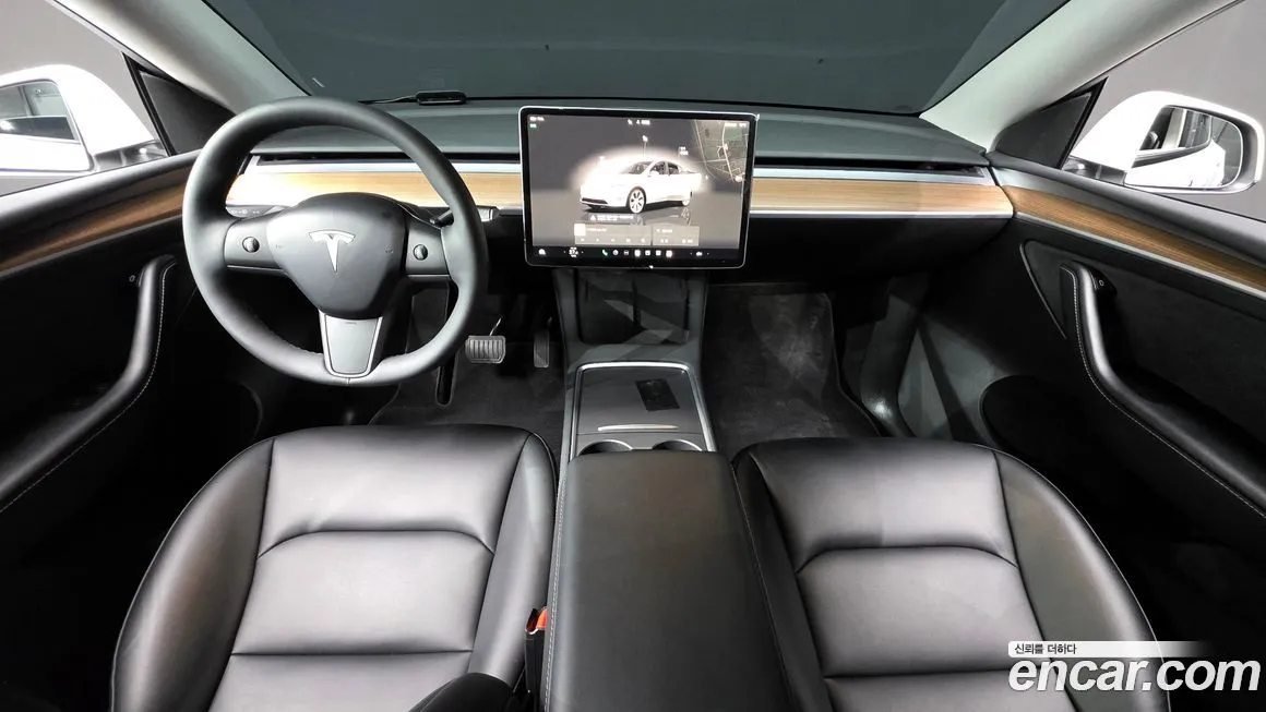 Tesla Model Y — фото 5