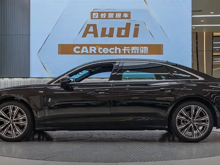 Audi A6L — фото 10