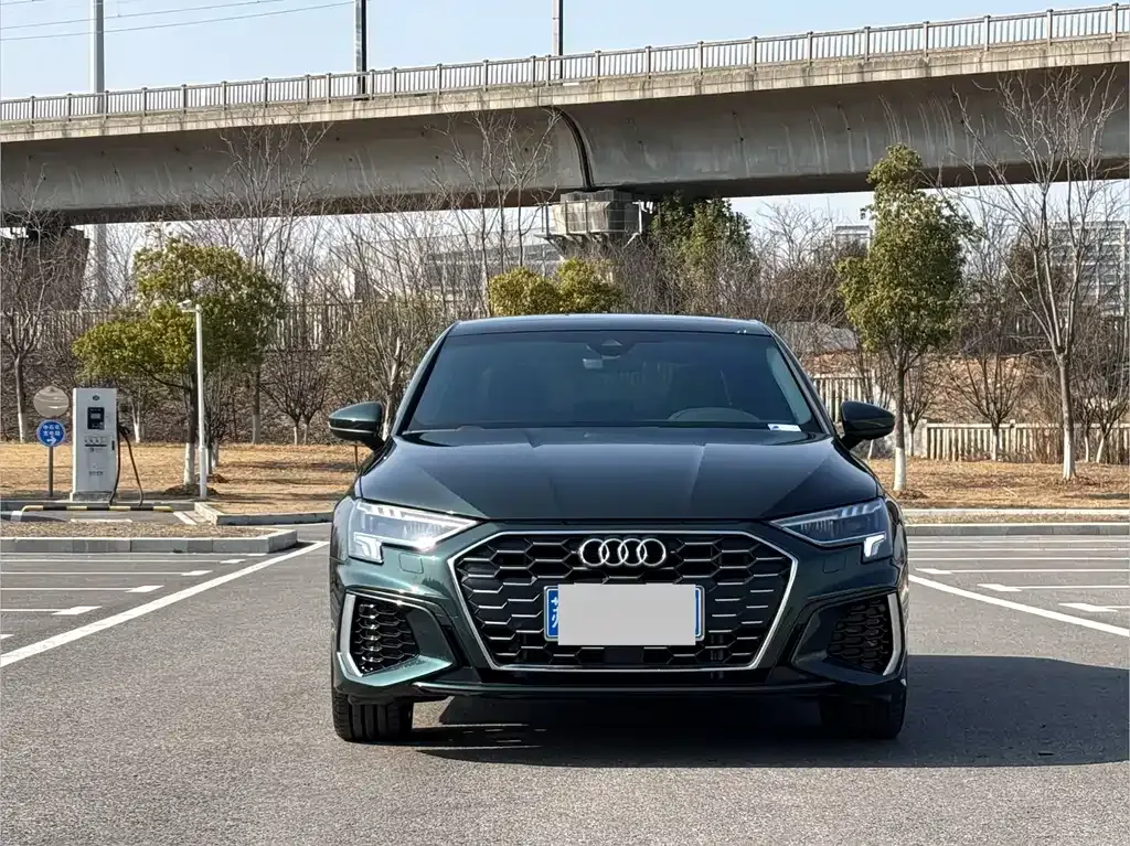 Audi A3 2024 из CN, фото 6