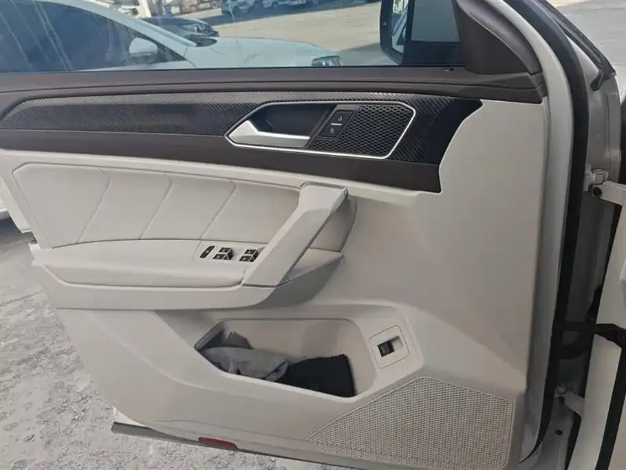Volkswagen Tayron 2023 из CN, фото 3