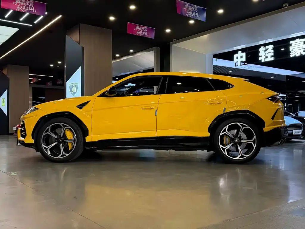 Lamborghini Urus 2021 из CN, фото 3