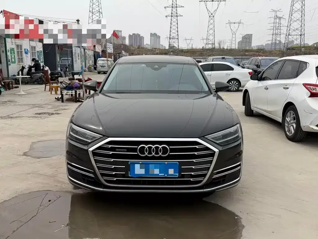Audi A8 — фото 2