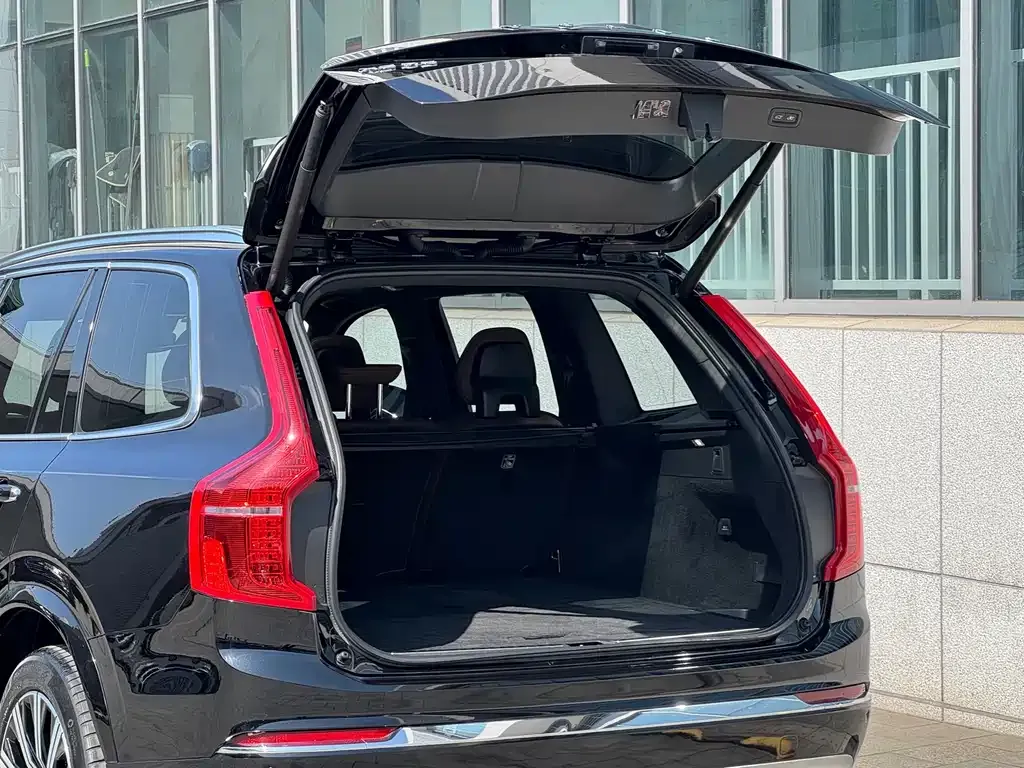 Volvo XC90 2022 из CN, фото 10