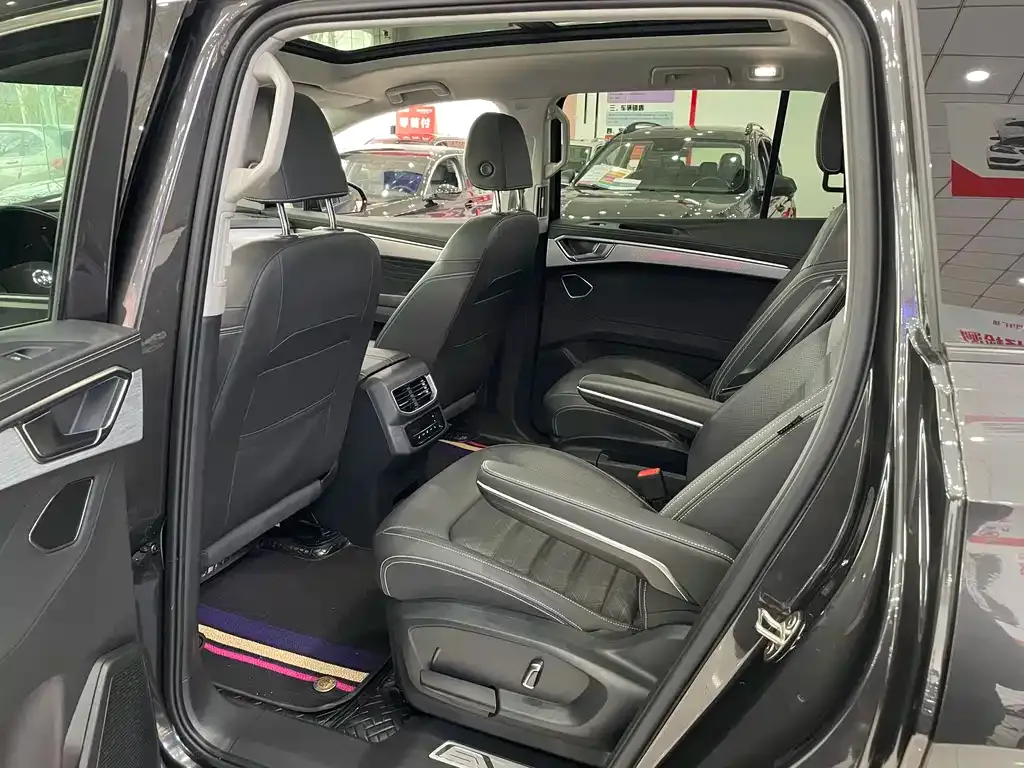 Volkswagen Talagon 2022 из CN, фото 8