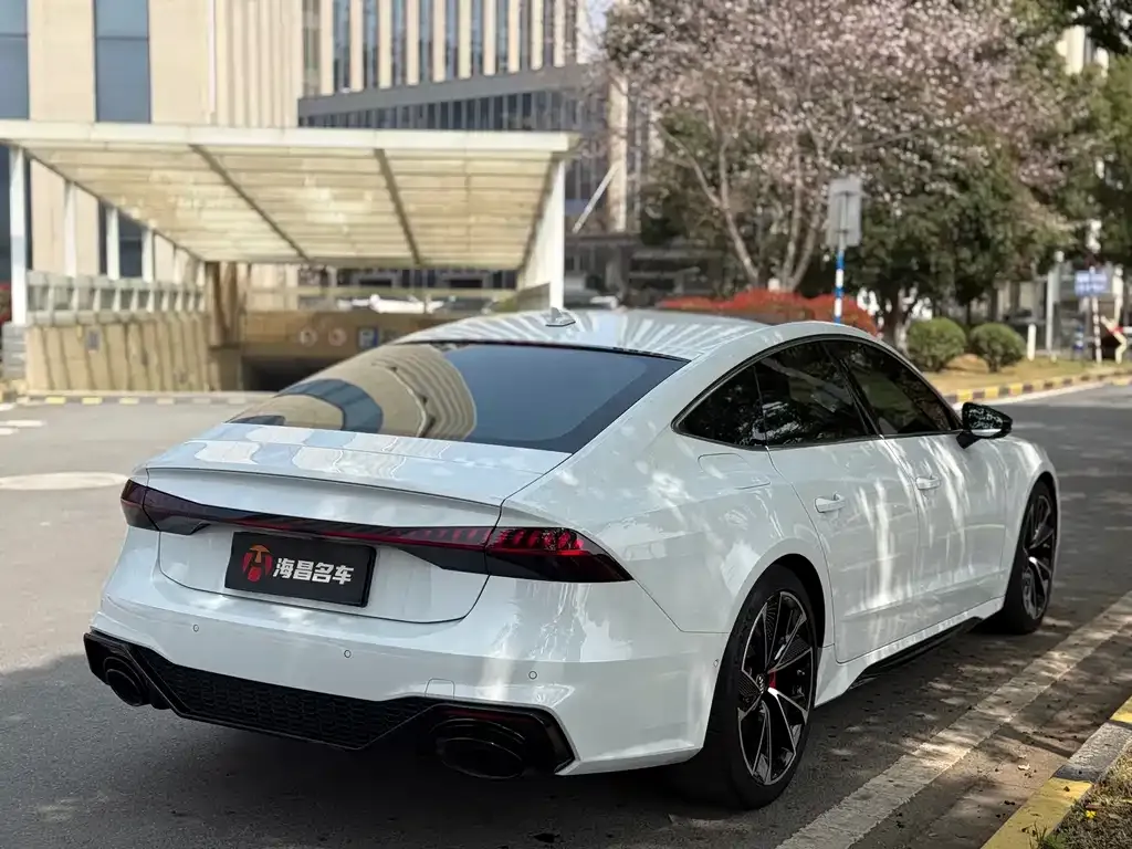 Audi A7 — фото 3