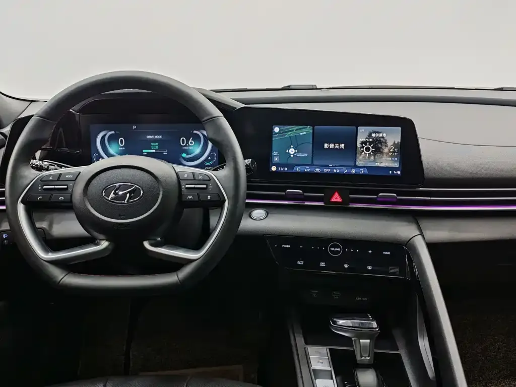 Hyundai Elantra — фото 4