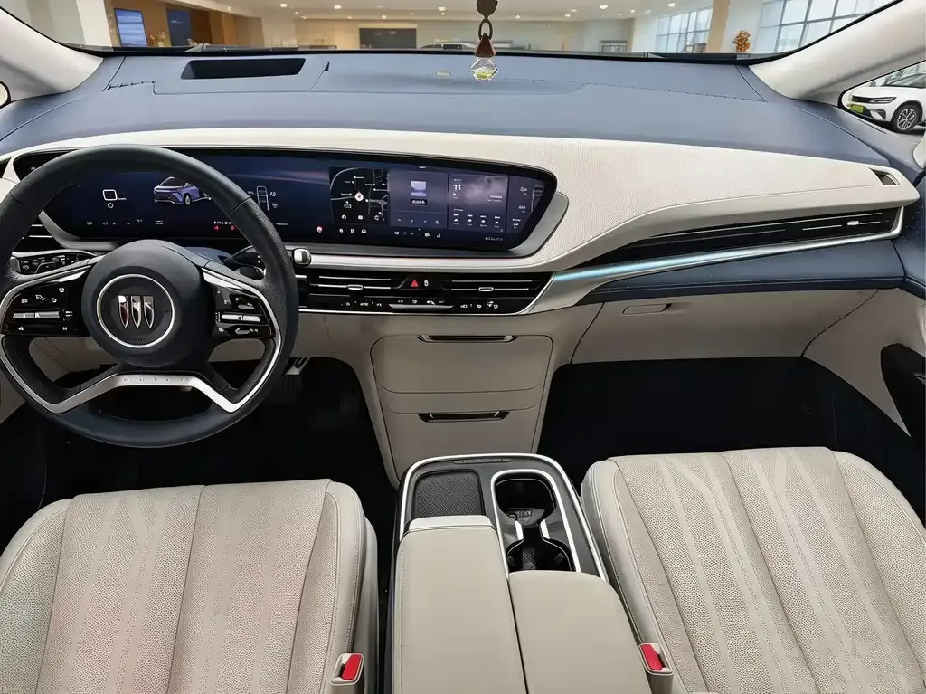 Buick Century 2023 из CN, фото 9