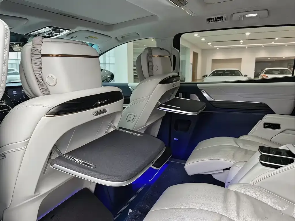 Buick Century 2023 из CN, фото 5