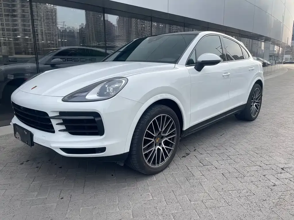 Porsche Cayenne — фото 5