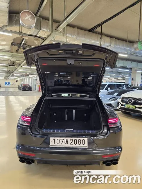 Porsche Panamera 2021 из KR, фото 2