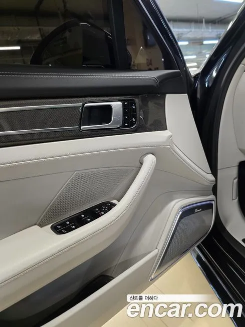 Porsche Panamera 2021 из KR, фото 9