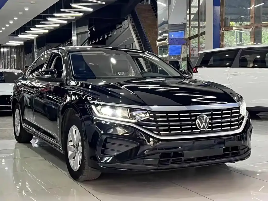 Volkswagen Passat — фото 3