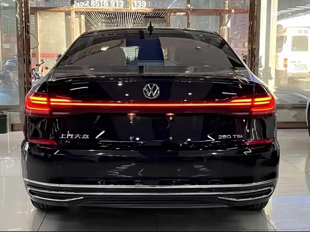 Volkswagen Passat — фото 6