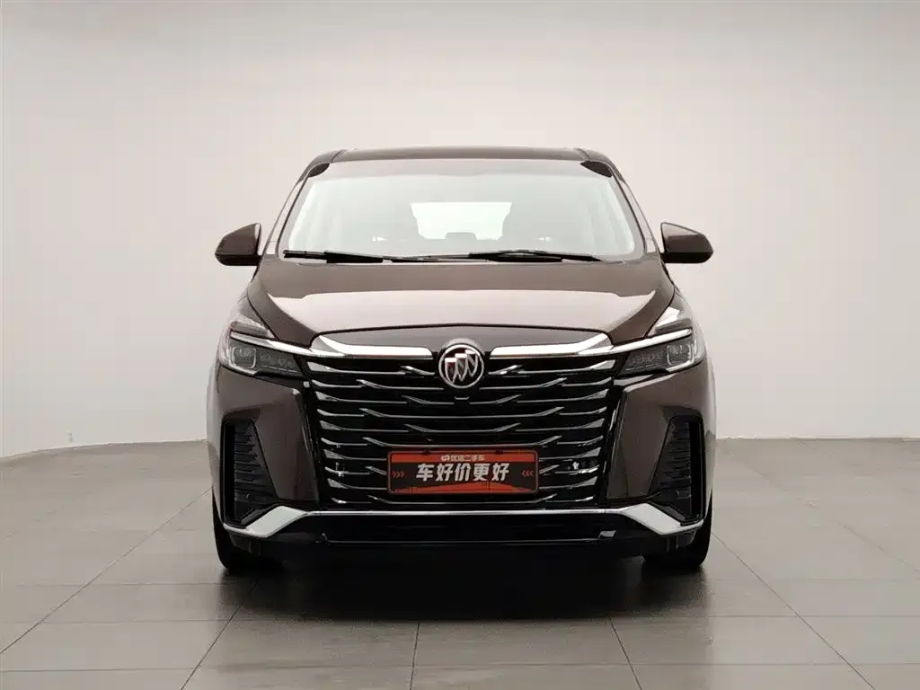 Buick GL8 2023 из CN, фото 2