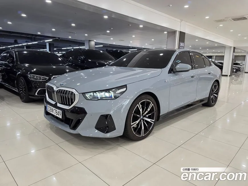 BMW 5-Series 530i xDrive M Sport