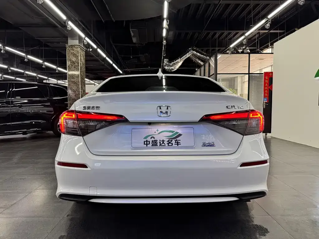 Honda Civic — фото 6