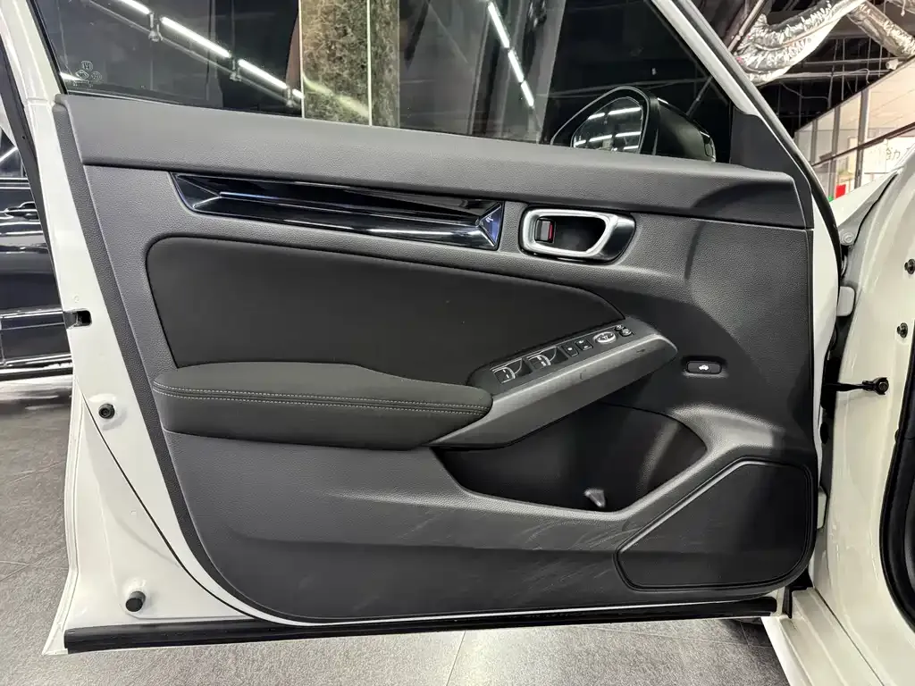 Honda Civic — фото 8