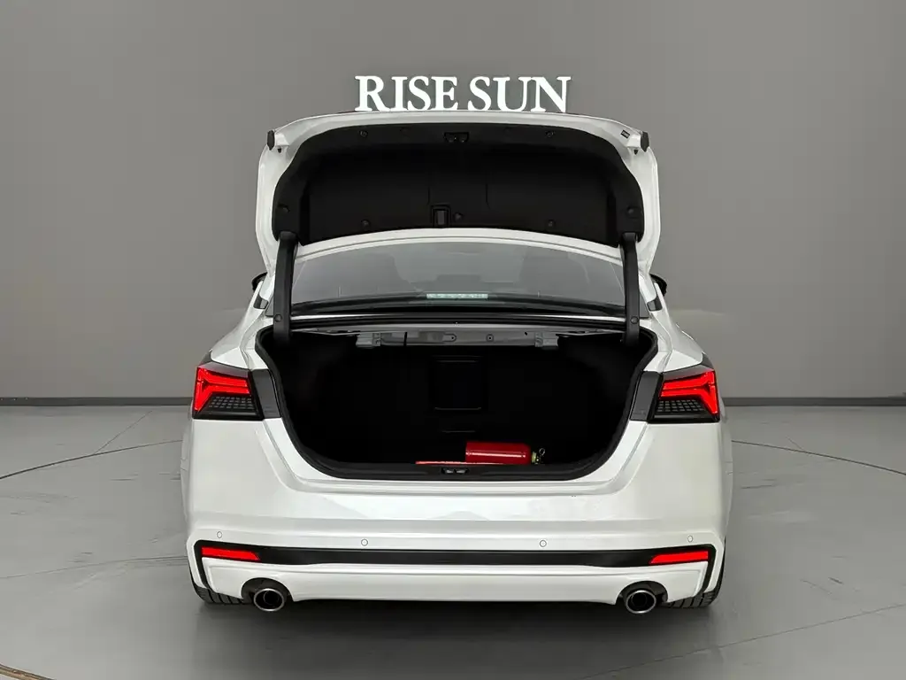 Nissan Teana 2024 из CN, фото 2